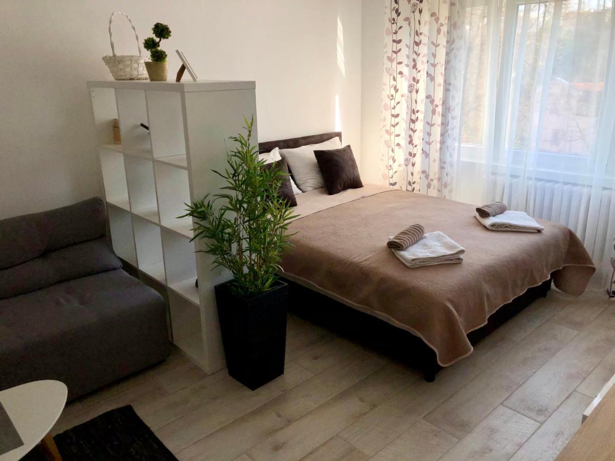 Modern Studio Belgrad Exterior foto